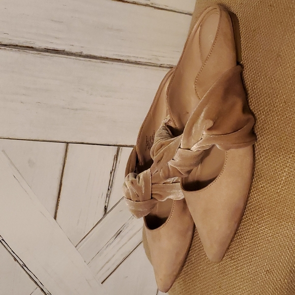 BCBG GENERATION Muleshoe - Picture 2 of 8